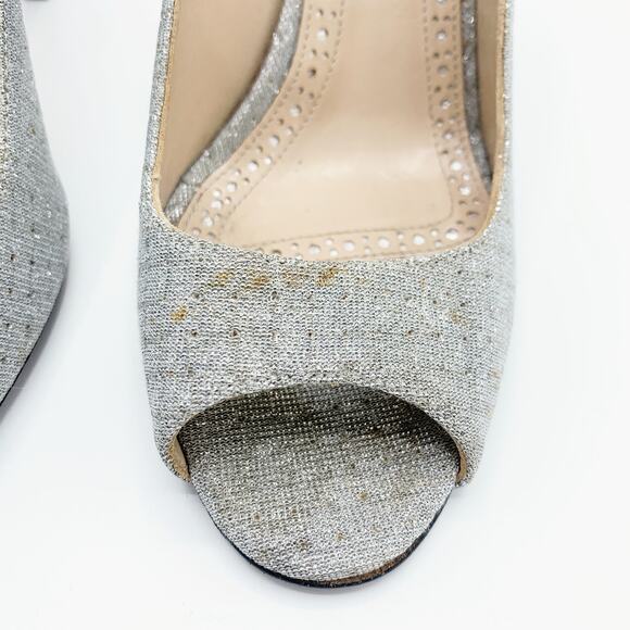 Manolo Blahnik Sparkly Silver Open Toe Heels - Picture 4 of 12